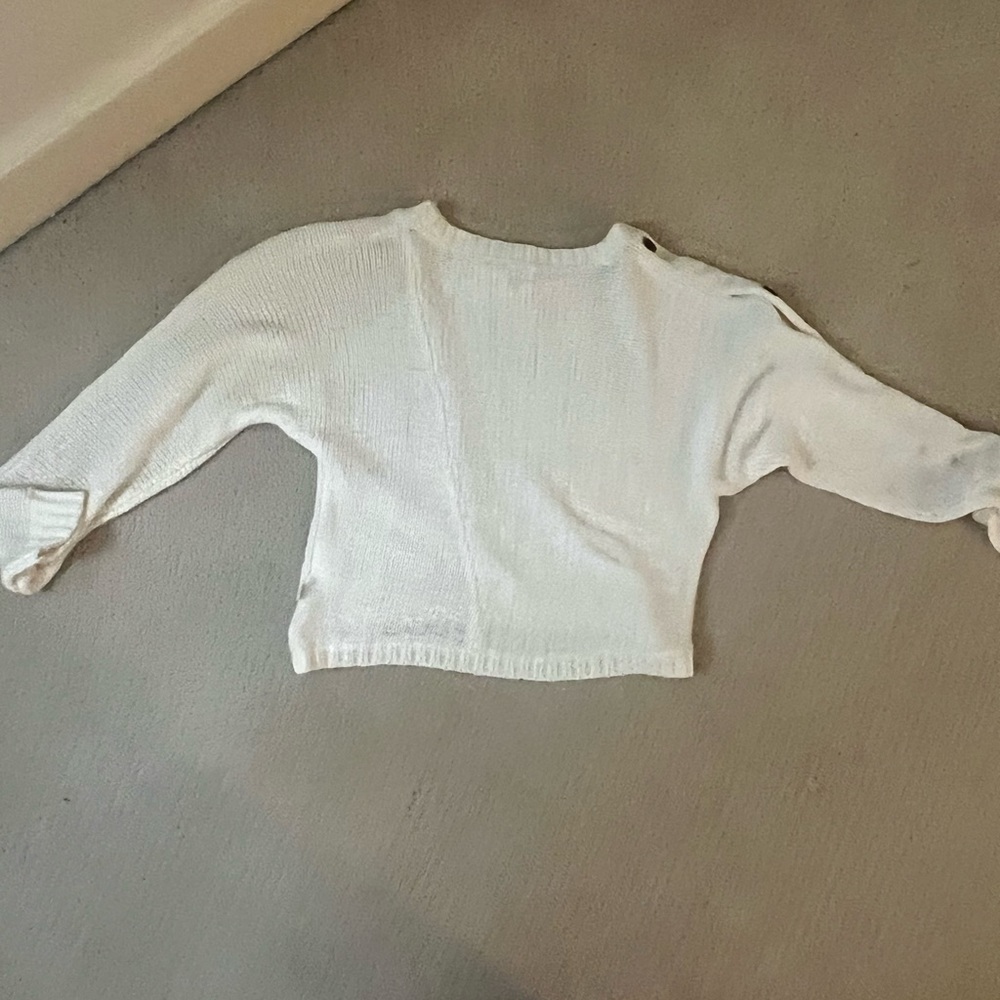 cream sweater - Picture 3 of 3